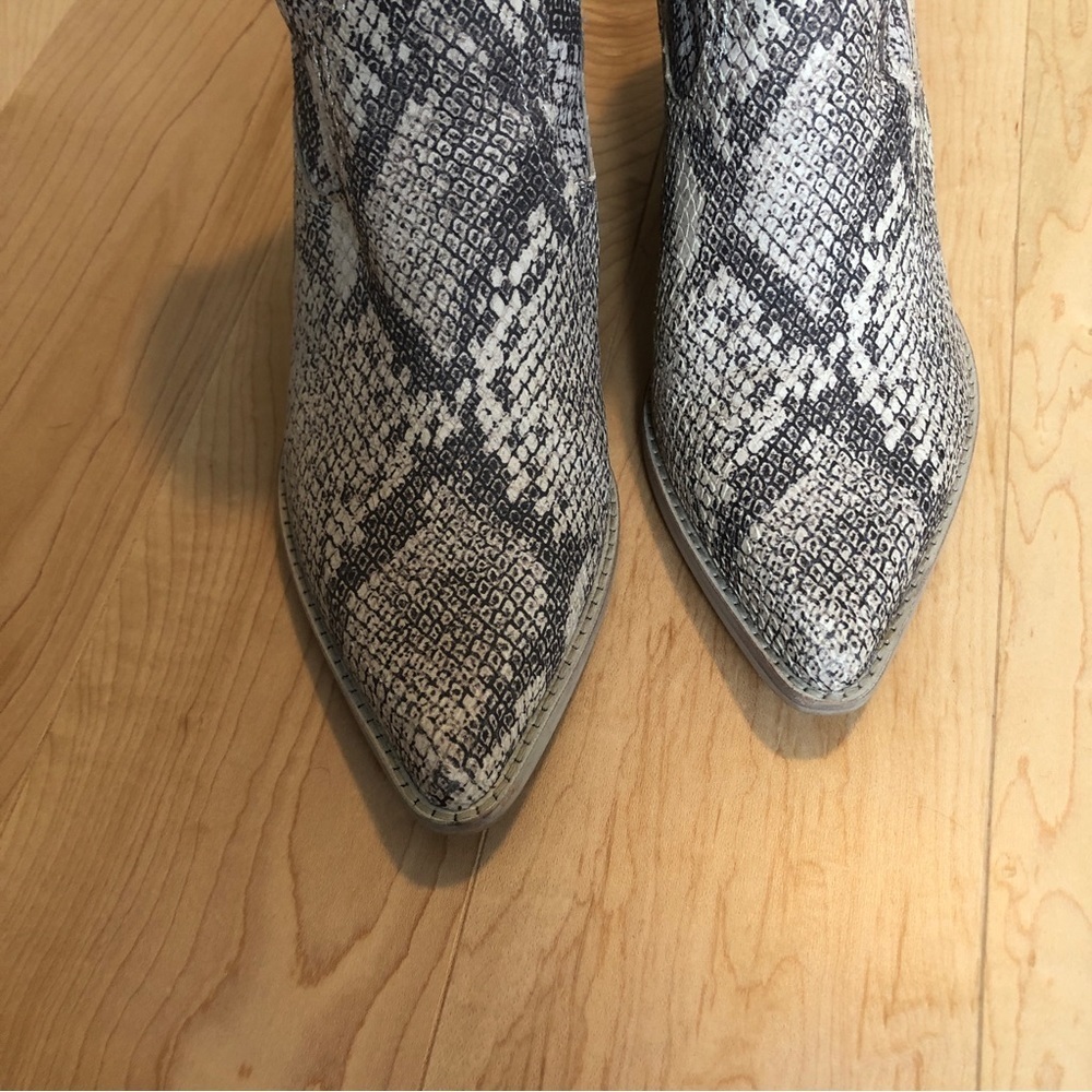 Dolce Vita Snake Print Ankle Boots - Picture 2 of 6